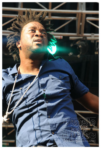 tempo_turns_six_jul10-005