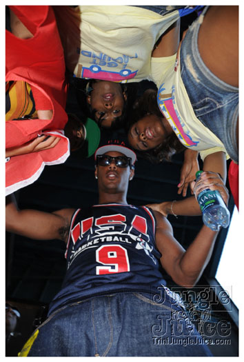 tempo_turns_six_jul10-011