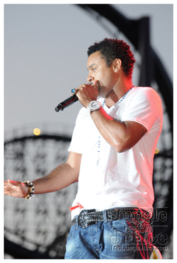 tempo_turns_six_jul10-020