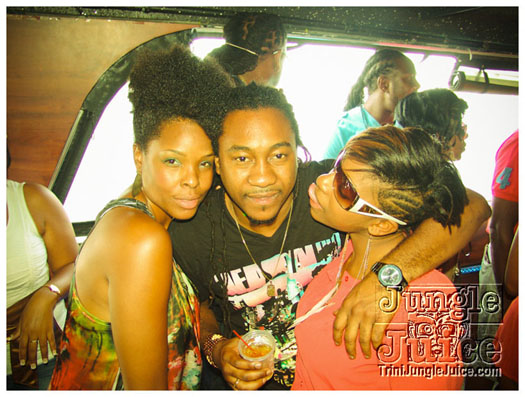 basic_jouvert_boatride_sep4-011