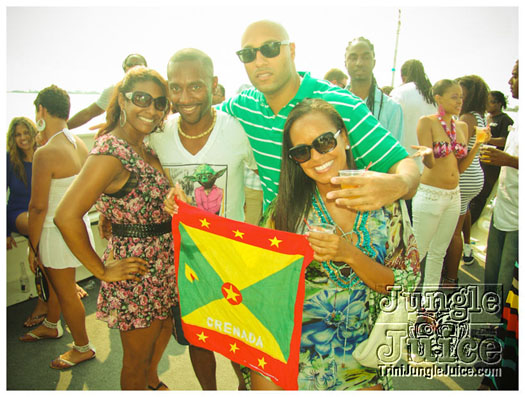 basic_jouvert_boatride_sep4-030