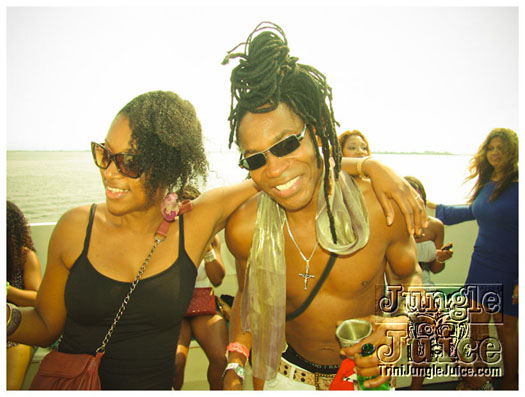 basic_jouvert_boatride_sep4-033