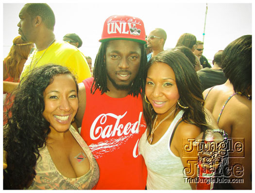 basic_jouvert_boatride_sep4-049