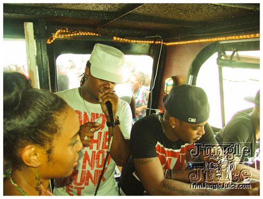 basic_jouvert_boatride_sep4-066