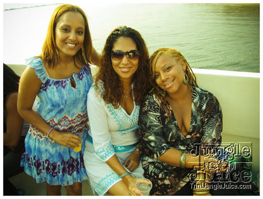 basic_jouvert_boatride_sep4-077