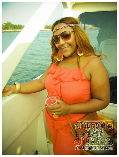basic_jouvert_boatride_sep4-082