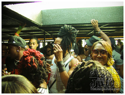 basic_jouvert_boatride_sep4-084