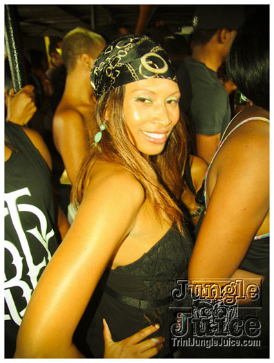 basic_jouvert_boatride_sep4-086