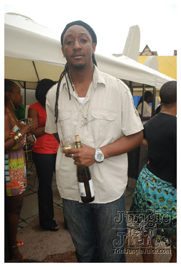 blue_vino_2011_jun11-036