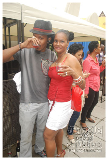 blue_vino_2011_jun11-046