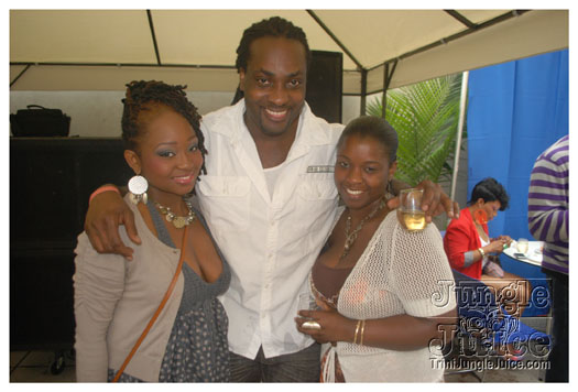 blue_vino_2011_jun11-064