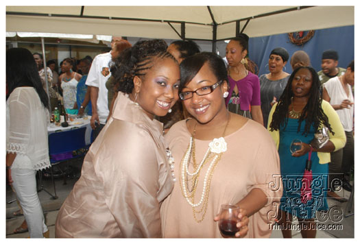 blue_vino_2011_jun11-083