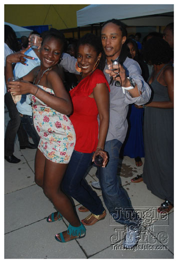 blue_vino_2011_jun11-105