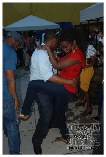 blue_vino_2011_jun11-106