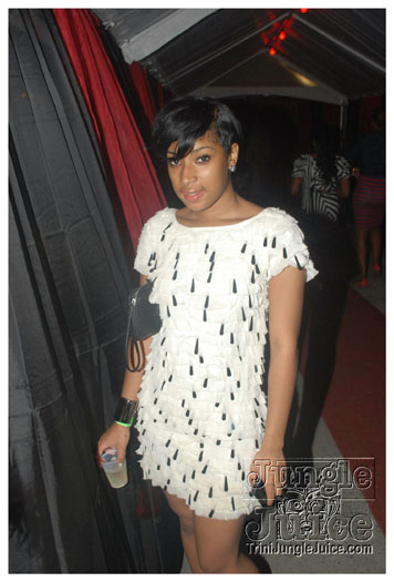 cribs_vegas_style_jun19-018