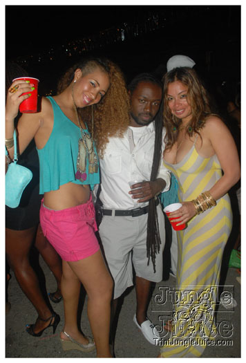 cribs_vegas_style_jun19-086