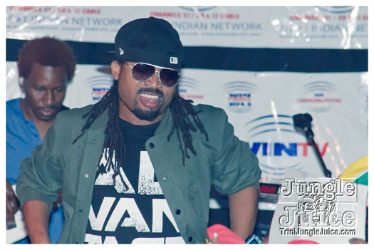 machel_live_maracas_sep3-075