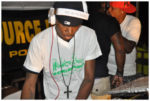 maracas_cooler_fete_aug7-186