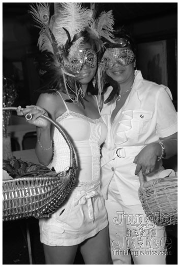 midnight_masquerade_jun10-054