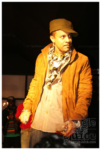 shaggy_rayvon_live_apr16-031