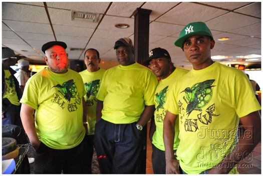 silent_morning_aug14-005