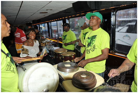 silent_morning_aug14-058