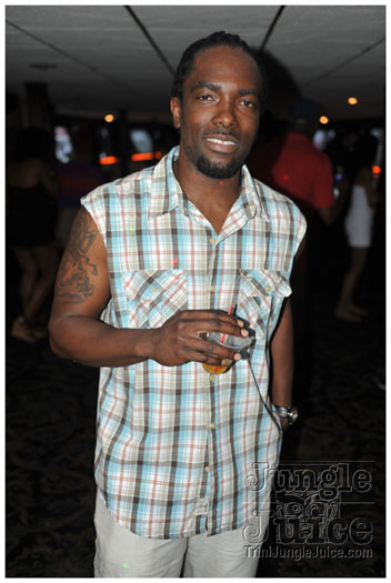 silent_morning_aug14-078