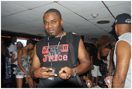 silent_morning_aug14-111