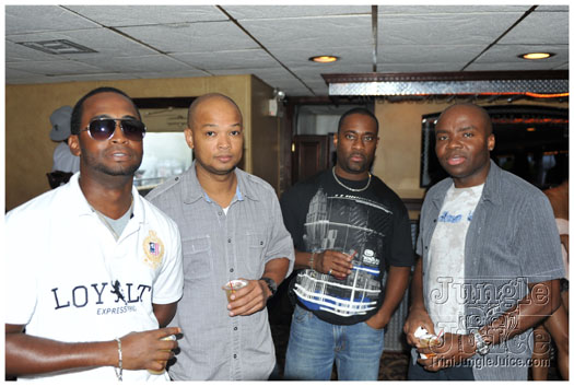 silent_morning_aug14-159