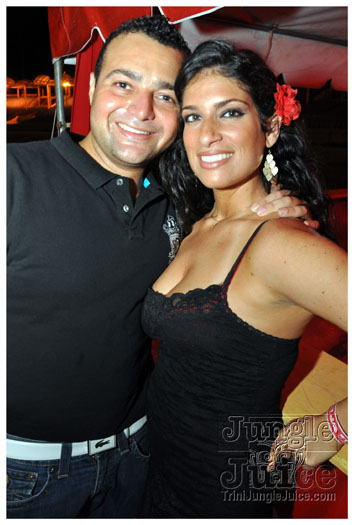 colour_me_red_2011-001