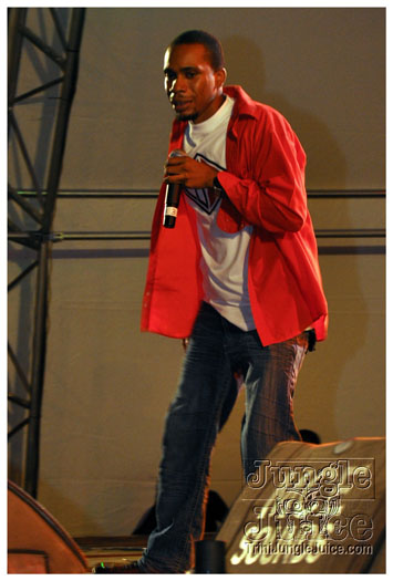 colour_me_red_2011-023