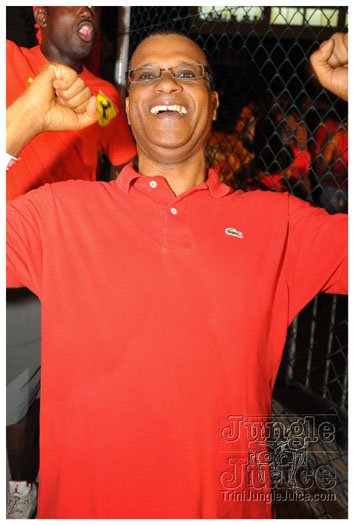 colour_me_red_2011-040