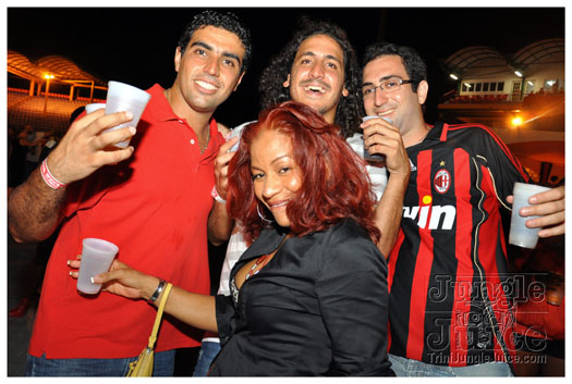 colour_me_red_2011-049