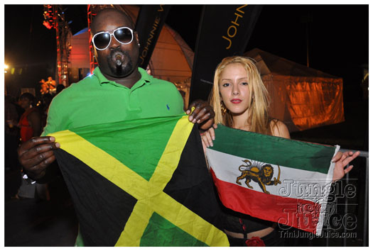 colour_me_red_2011-081