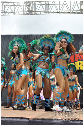 svg_mardi_gras_july5-023