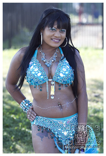 caribana_parade_2011-001
