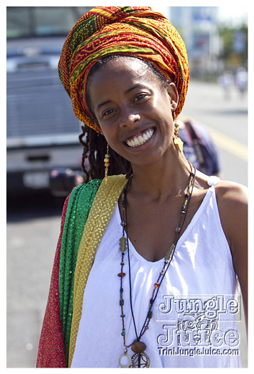 caribana_parade_2011-012