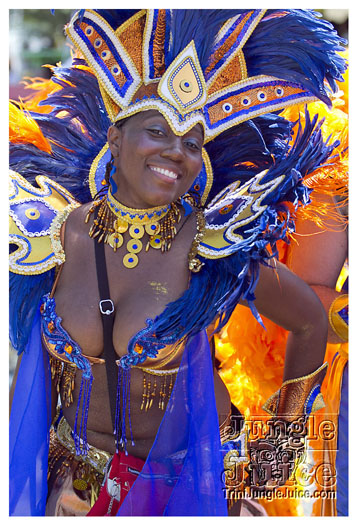 caribana_parade_2011-023