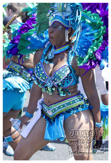 caribana_parade_2011-030