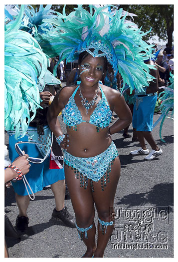 caribana_parade_2011-046