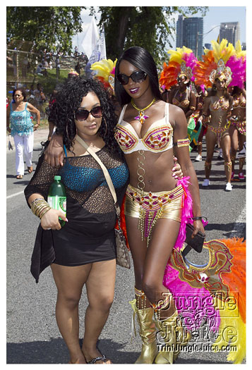 caribana_parade_2011-049