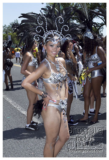 caribana_parade_2011-059