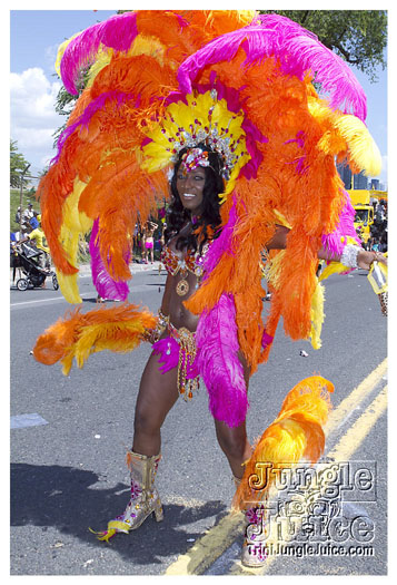 caribana_parade_2011-087