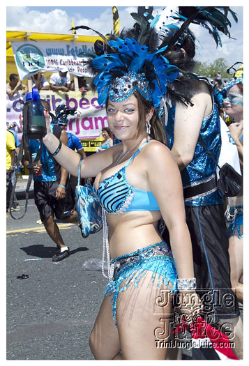 caribana_parade_2011-105