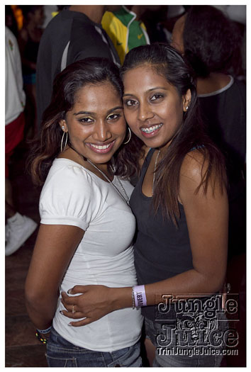 kos_jouvert_2011_jul29-022