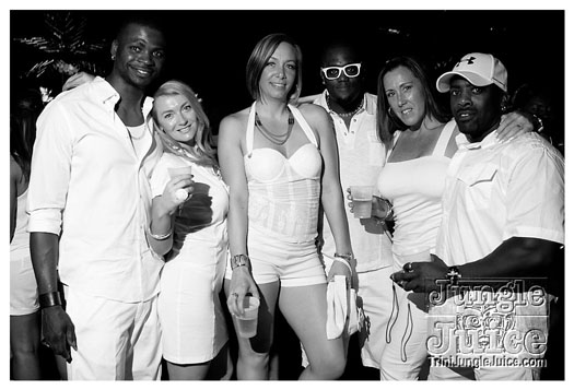 whiteout_jul16-006