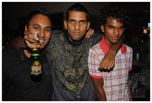 1_dollar_drinks_saturday_jul23-007