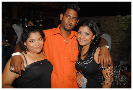 1_dollar_drinks_saturday_jul23-034