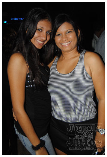 1_dollar_drinks_saturday_jul23-049