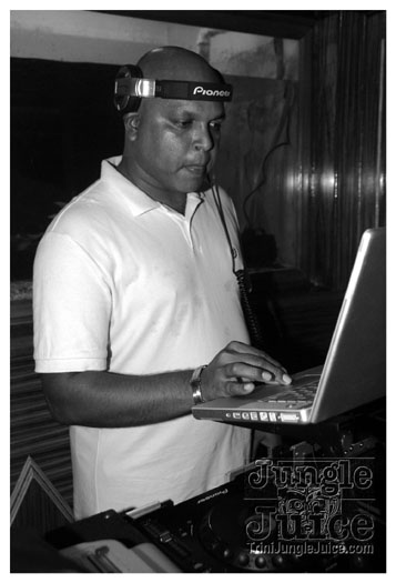 addictive_fridays_may21-004